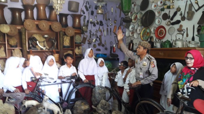 Museum Pribadi Perwira Polisi Polsek Solokan Jeruk Jadi Wahana Edukasi Gratis Bagi Pelajar
